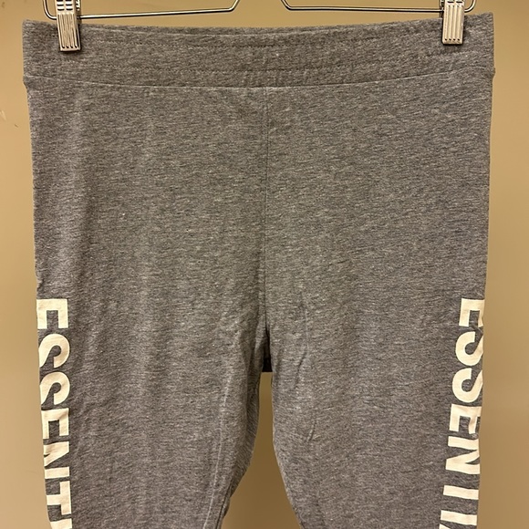 New Fear of God Essentials drop crotch high rise side logo legging lounge pants - Picture 4 of 12